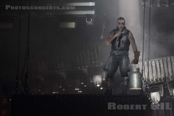 RAMMSTEIN - 2016-06-12 - PARIS - Hippodrome de Longchamp - Main Stage - 